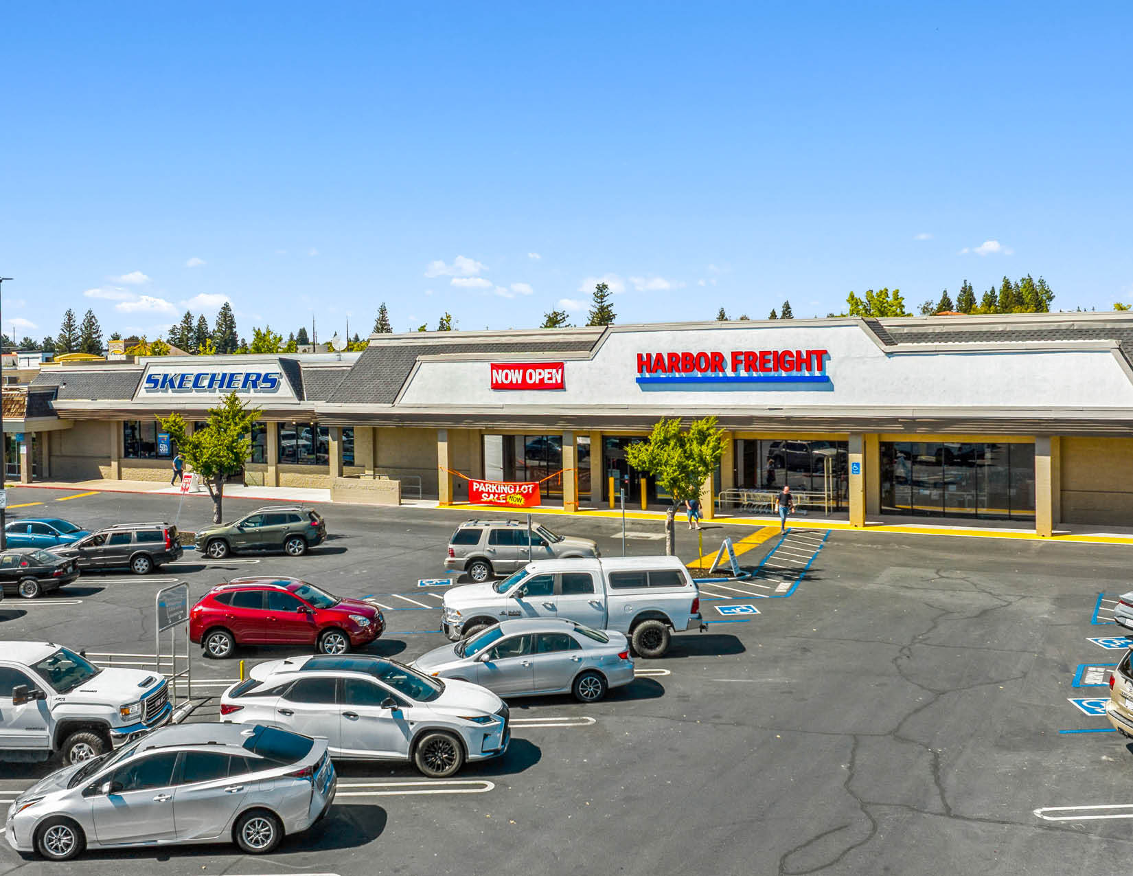 1617 Douglas Blvd, Roseville, CA à vendre Photo de l’immeuble– Image 1 sur 17