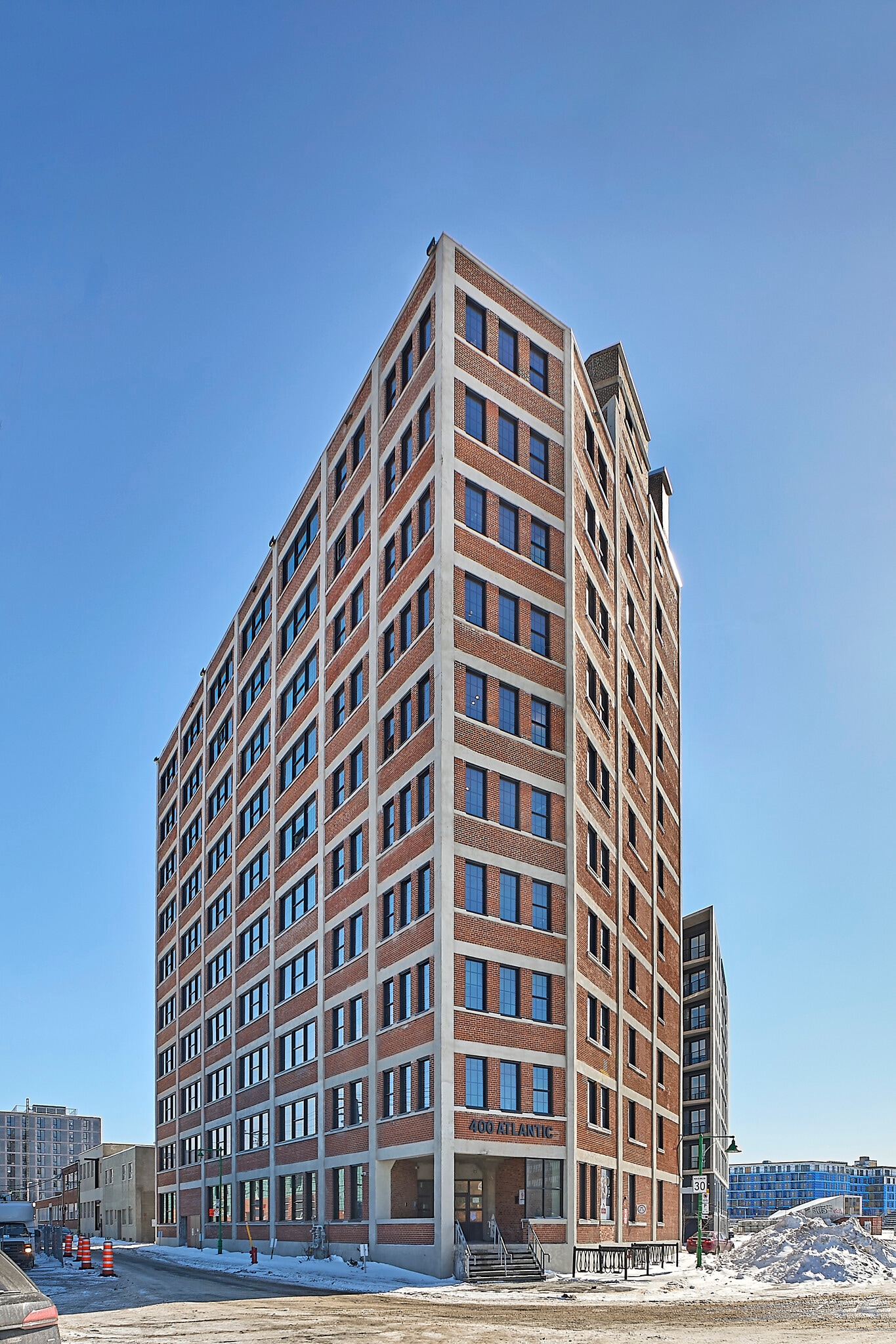 400 Av Atlantic, Montréal, QC à louer Photo principale– Image 1 sur 17