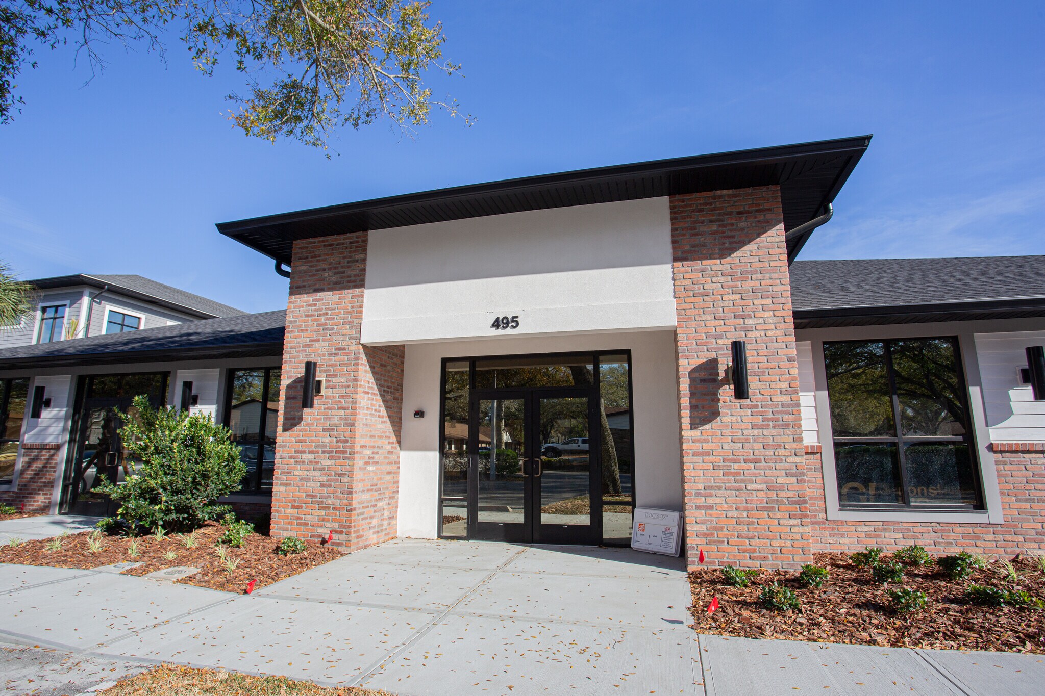 495 Montgomery Rd., Altamonte Springs, FL à louer Photo de l’immeuble– Image 1 sur 4