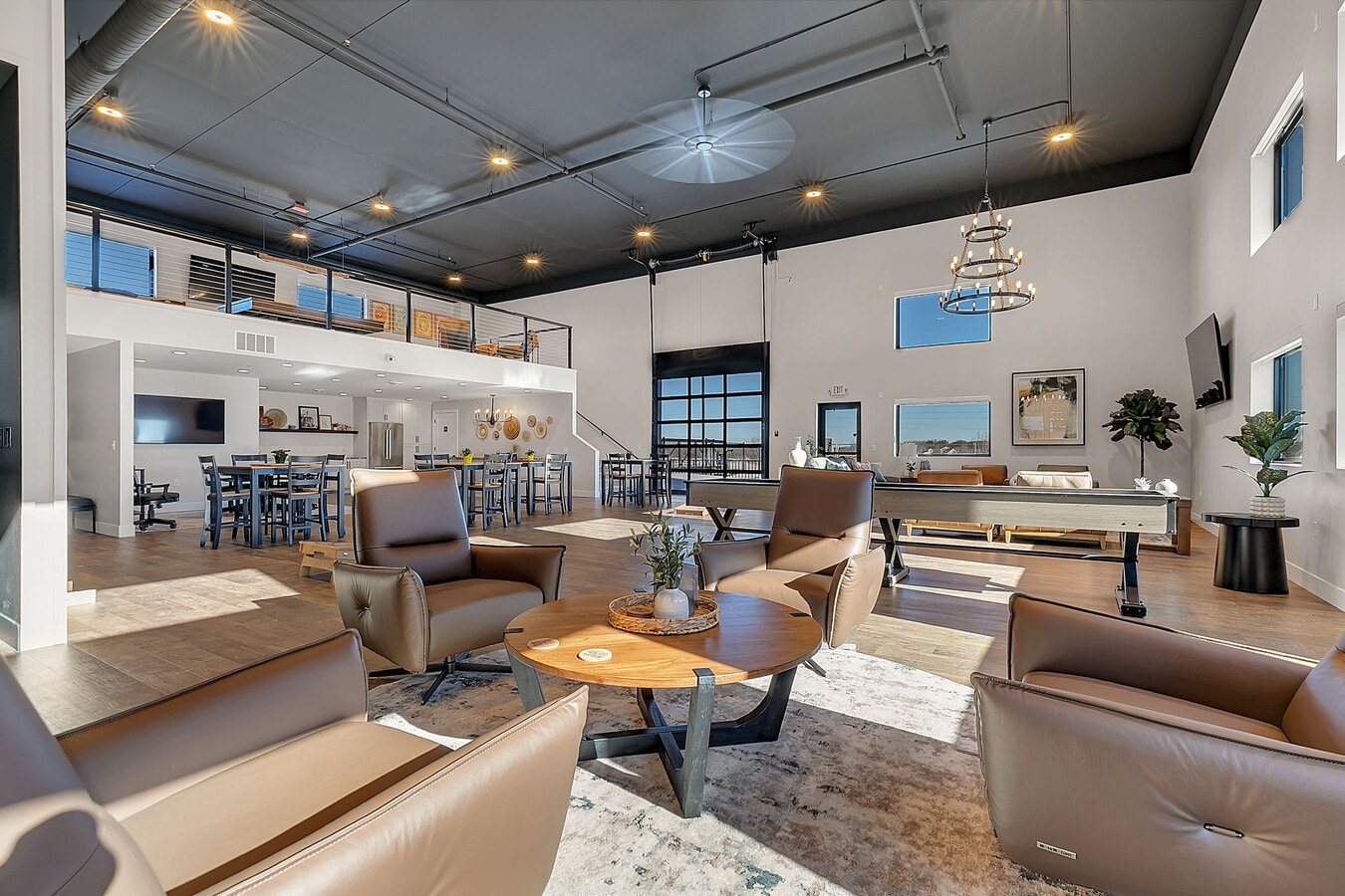 1400 19th St NE, Sauk Rapids, MN 56379 - Lot 1005 -  - Photo intérieure - Image 1 of 76