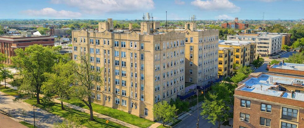 5501 W Washington Blvd, Chicago, IL à vendre - Photo de l’immeuble – Image 1 sur 14