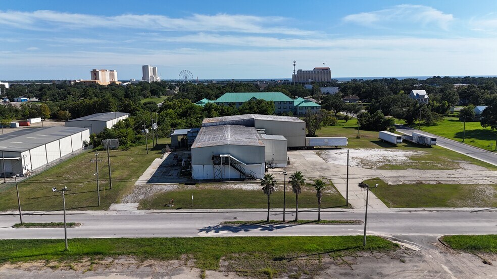 260 Maple St, Biloxi, MS à vendre - Photo de l’immeuble – Image 2 sur 11