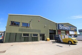 Plus de détails pour 76-88 Old Wareham Rd, Poole - Industriel/Logistique à louer