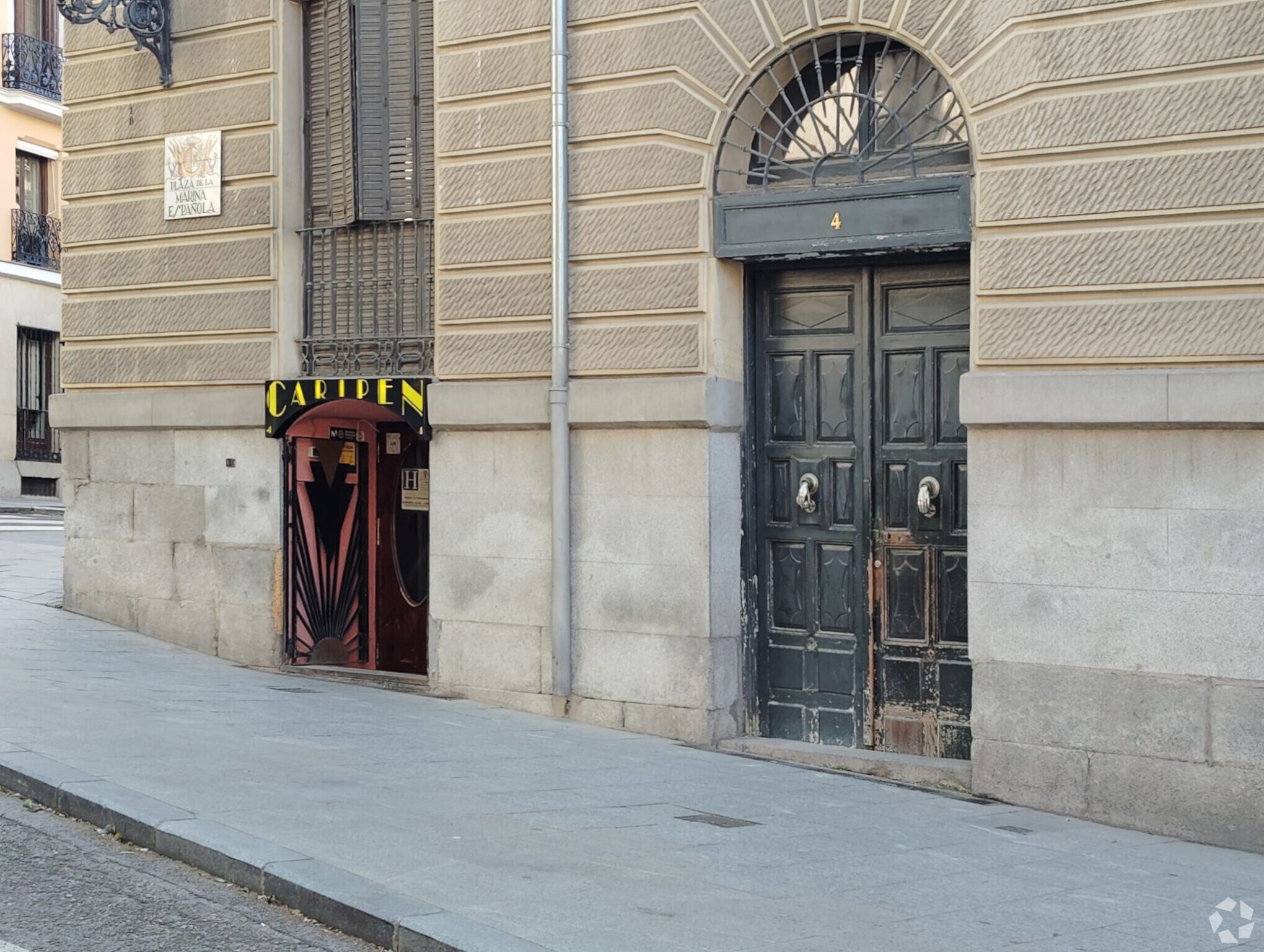 Immeuble residentiel dans Madrid, Madrid à vendre Photo intérieure– Image 1 sur 2