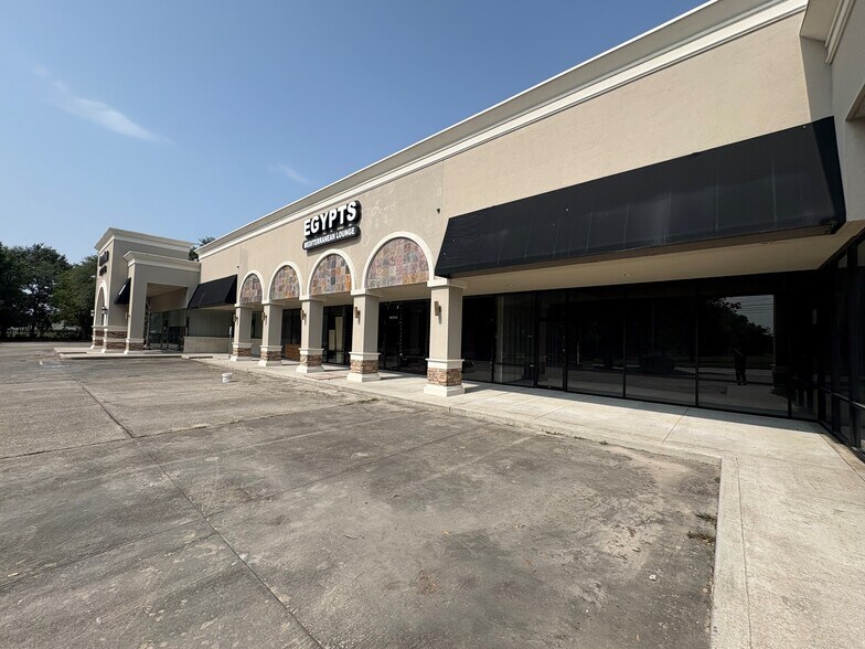 9635 N Houston Rosslyn Rd, Houston, TX à louer - Photo de l’immeuble – Image 3 sur 4