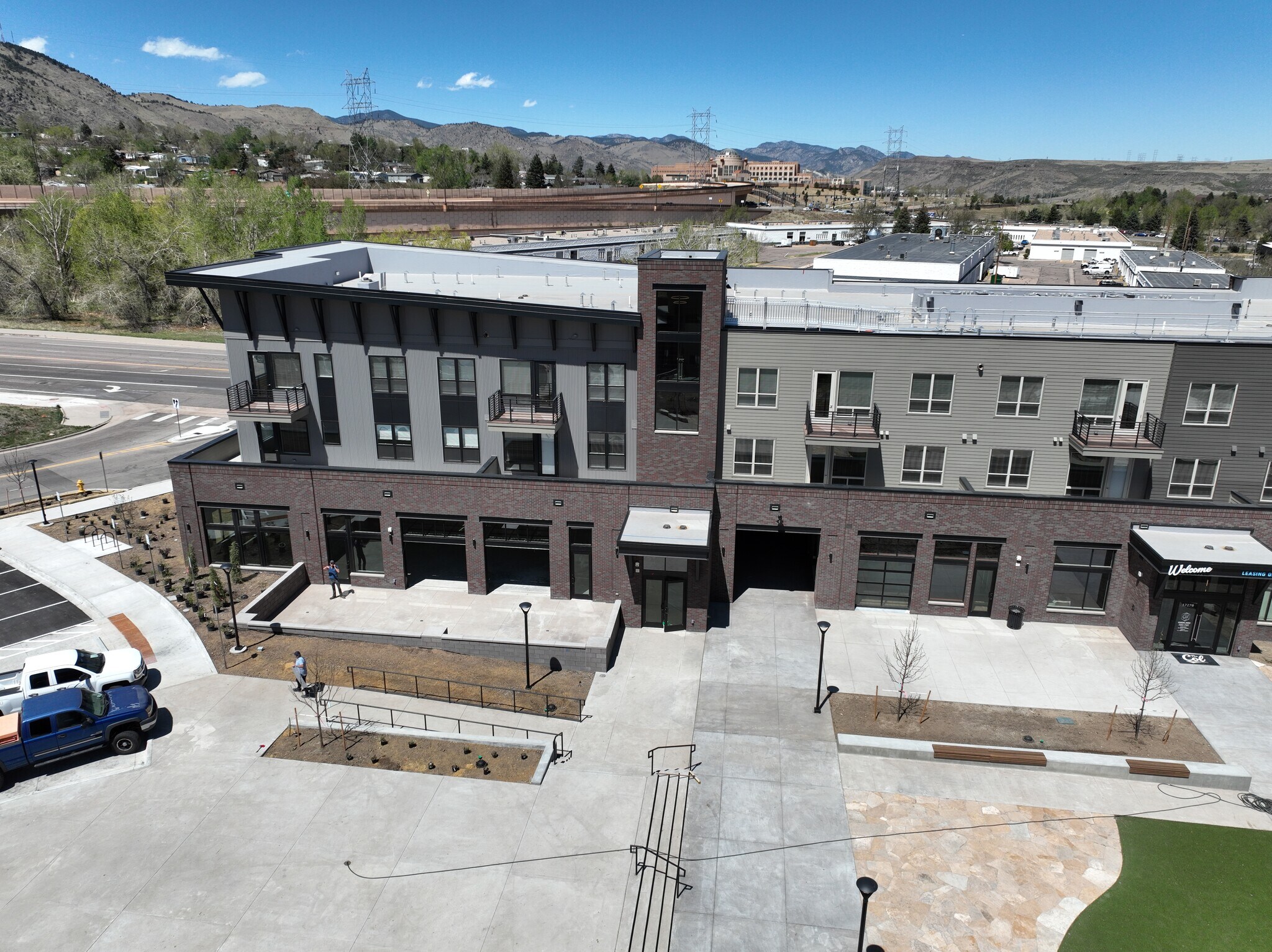 17270 W Colfax Ave, Golden, CO à louer Photo principale– Image 1 sur 8