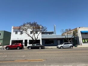 3628-3636 1/2 University Ave, San Diego, CA à louer Photo de l’immeuble– Image 1 sur 5
