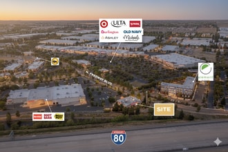 3698 N Freeway Blvd, Sacramento, CA à louer Photo intérieure– Image 2 sur 4