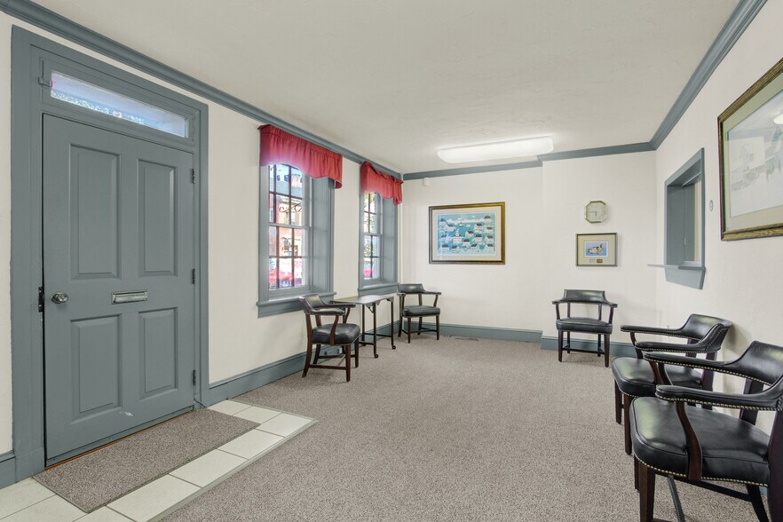 209 Broadway, Hanover, PA à vendre - Photo de l’immeuble – Image 2 sur 16