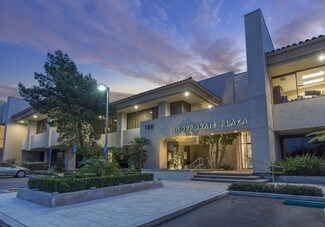 Plus de détails pour 90 E Thousand Oaks Blvd, Thousand Oaks, CA - Bureau à louer
