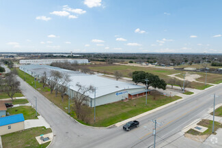 Plus de détails pour 1903 N Austin St, Seguin, TX - Industriel/Logistique à vendre