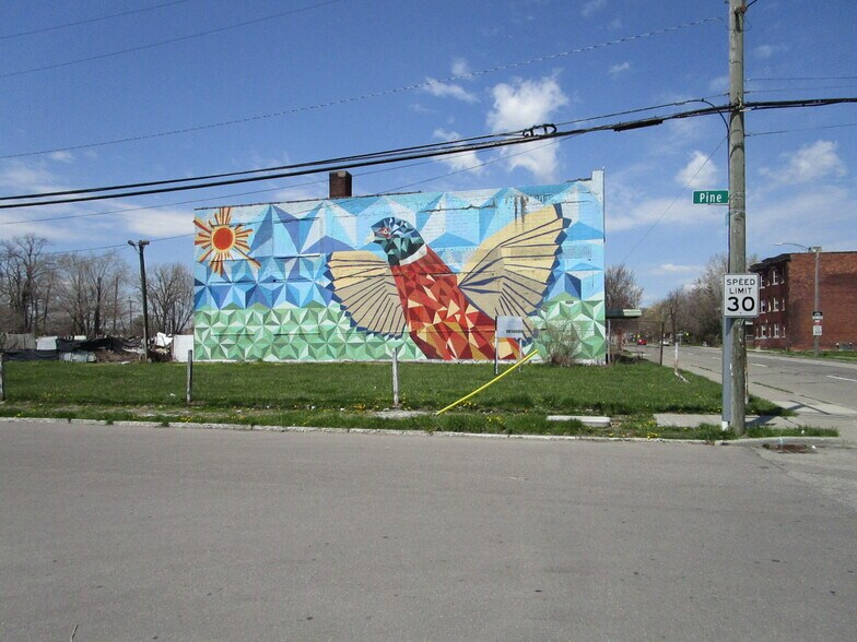 2615 Rosa Parks Blvd, Detroit, MI à vendre - Photo de l’immeuble – Image 3 sur 8