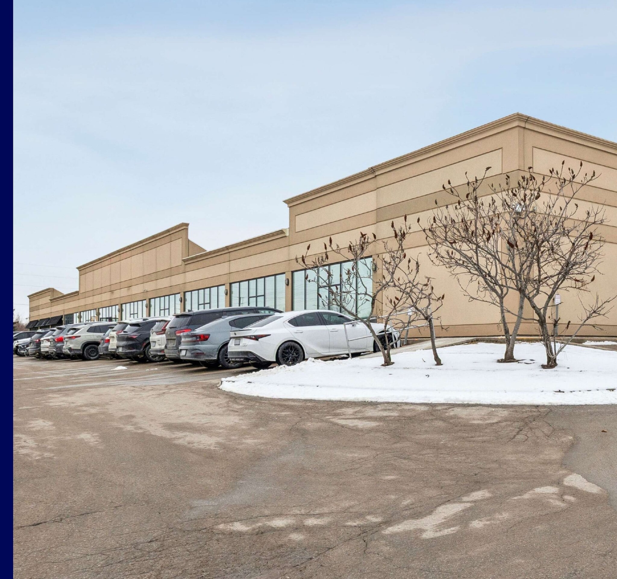 59 Westney Rd S, Ajax, ON à louer Photo de l’immeuble– Image 1 sur 11