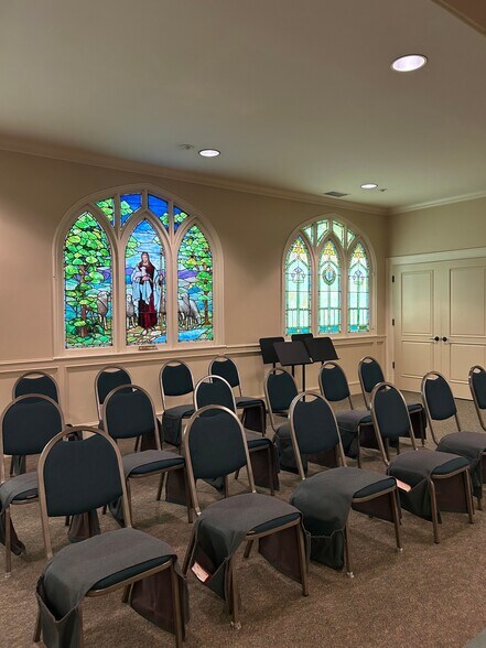 201 E Bennett Ave, Glendora, CA à louer - Photo intérieure – Image 2 sur 8