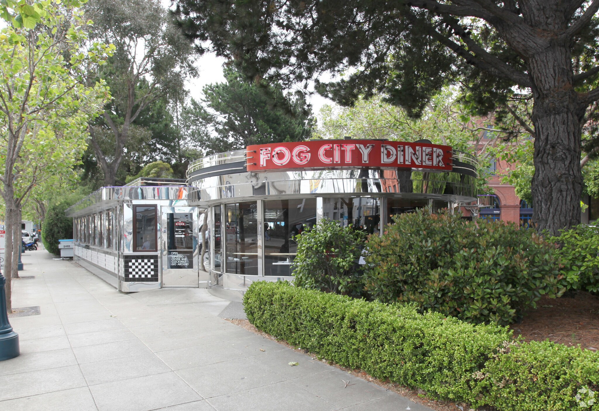 1300 Battery St, San Francisco, CA à louer Photo de l’immeuble– Image 1 sur 8