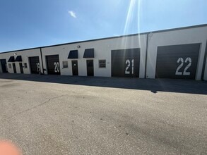 2020 S Combee Rd, Lakeland, FL à louer Photo intérieure– Image 1 sur 6