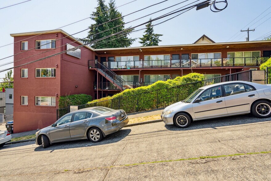 1401 S Holgate St, Seattle, WA à vendre - Photo de l’immeuble – Image 2 sur 21