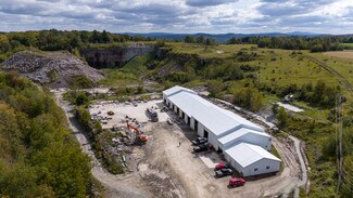 Plus de détails pour 407 Peck Hill Rd, New Milford, PA - Industriel/Logistique à vendre