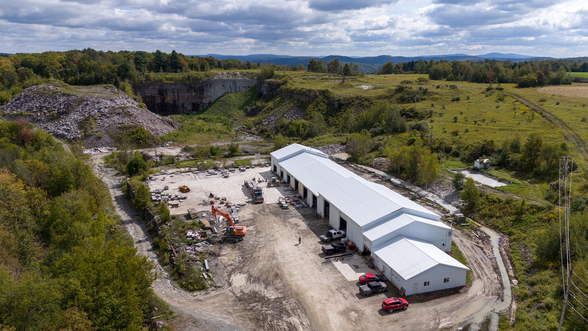 407 Peck Hill Rd, New Milford, PA à vendre Photo principale– Image 1 sur 24