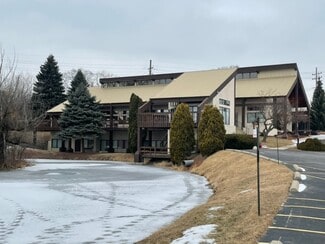 Plus de détails pour 1441 N Mayfair Rd, Milwaukee, WI - Bureau/Médical à louer