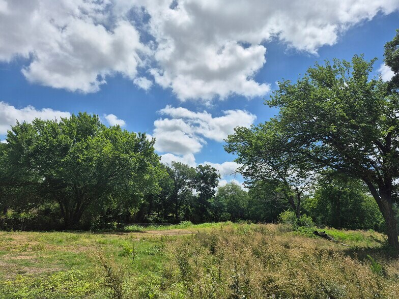 3501 -3505 Village Creek St, Fort Worth, TX à vendre - Photo de l’immeuble – Image 2 sur 2
