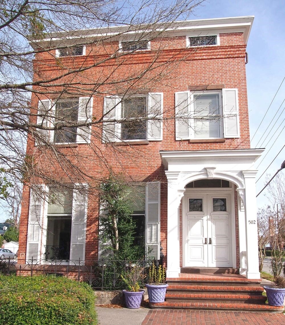 502 Pollock St, New Bern, NC à louer Photo principale– Image 1 sur 2
