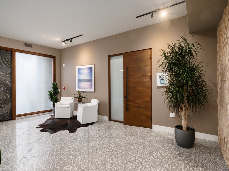2677 State St, Carlsbad, CA à louer - Photo de l’immeuble – Image 2 sur 8