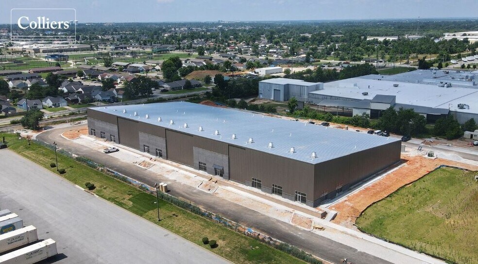 1355 N 13th St, Rogers, AR à louer - Photo de l’immeuble – Image 3 sur 8