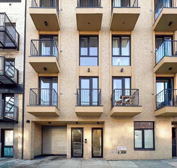 1196 Bedford Ave, Brooklyn, NY à louer - Photo de l’immeuble – Image 2 sur 2
