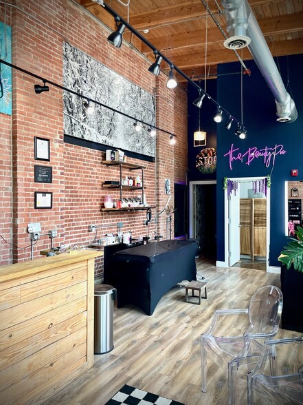 320 Grote St, Buffalo, NY à louer - Photo de l’immeuble – Image 2 sur 6