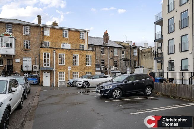 33 Clarence St, Staines à vendre - Photo de l’immeuble – Image 3 sur 7