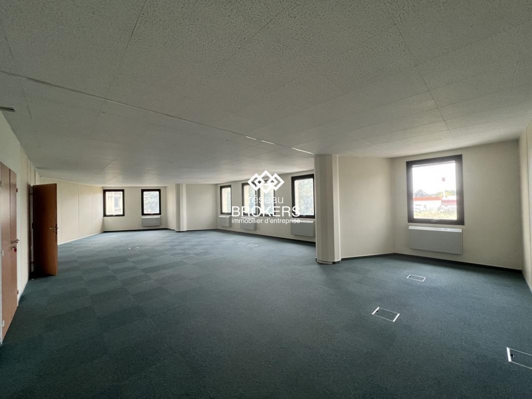 Bureau dans Saclay à louer Photo intérieure– Image 1 sur 9
