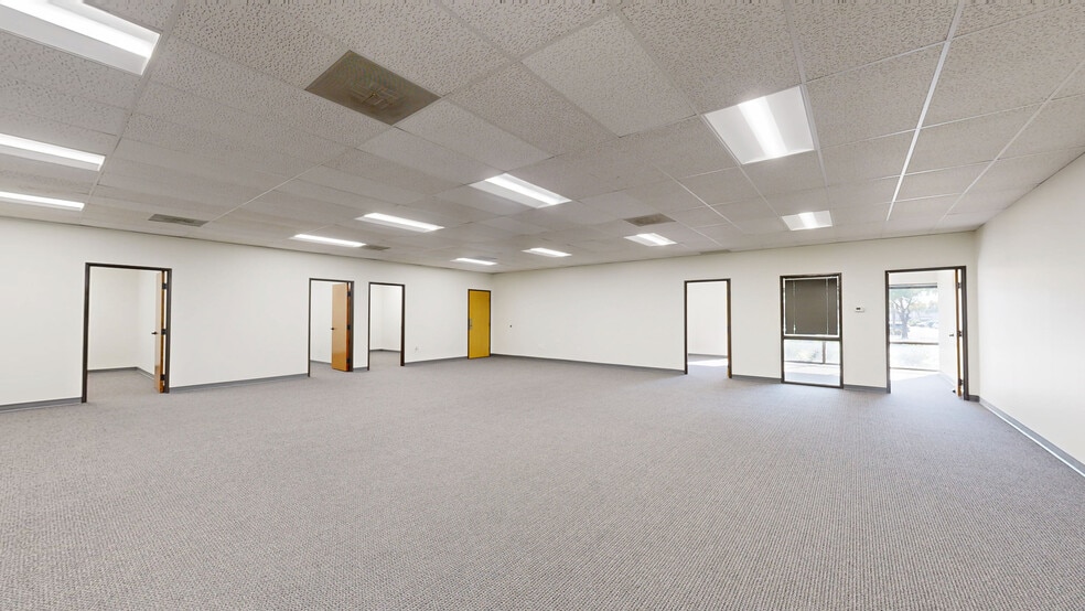 1202 E Arapaho Rd, Richardson, TX à louer - Numérisation 3D Matterport – Image 2 sur 21