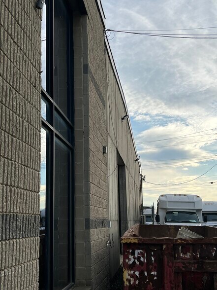 436 Spencer St, Staten Island, NY à vendre - Photo de l’immeuble – Image 2 sur 24