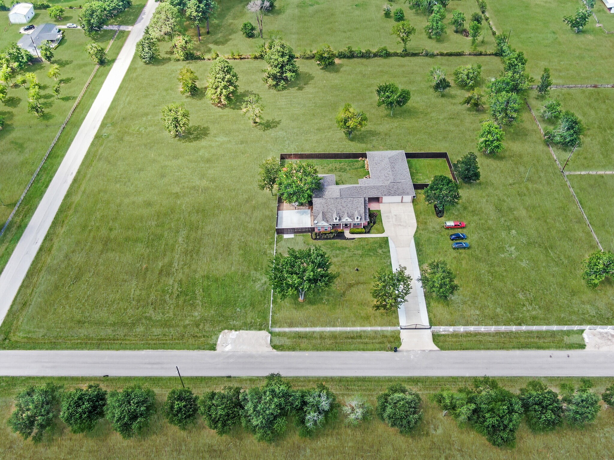 30062 N Fulshear Dr, Fulshear, TX à louer Photo de l’immeuble– Image 1 sur 15