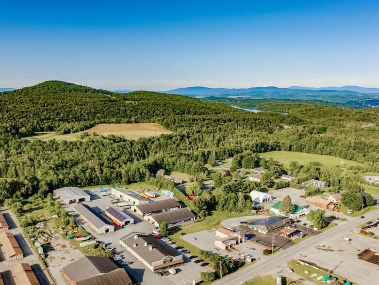 3639 US Route 5, Derby, VT à vendre - Photo de l’immeuble – Image 2 sur 8
