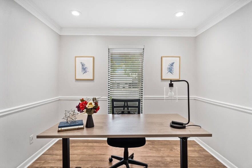 600 Houze Way, Roswell, GA à louer - Photo principale – Image 2 sur 31