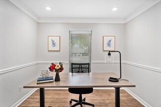 Plus de détails pour 600 Bld C Houze Way, Roswell, GA - Bureau à louer