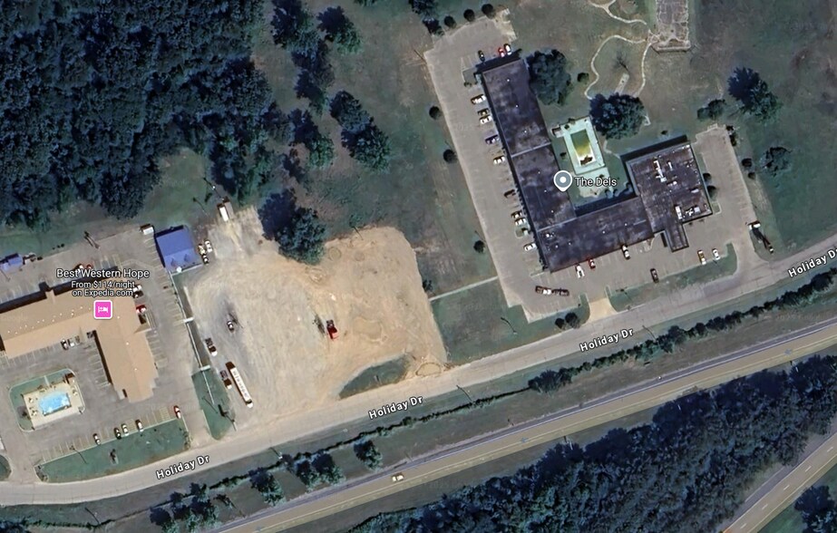 Holiday Drive, Hope, AR à vendre - Photo de l’immeuble – Image 2 sur 3