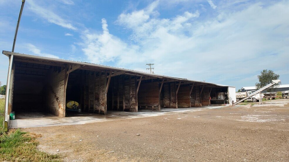 117 Sartin Dr, Edmonton, KY à vendre - Photo de l’immeuble – Image 3 sur 14