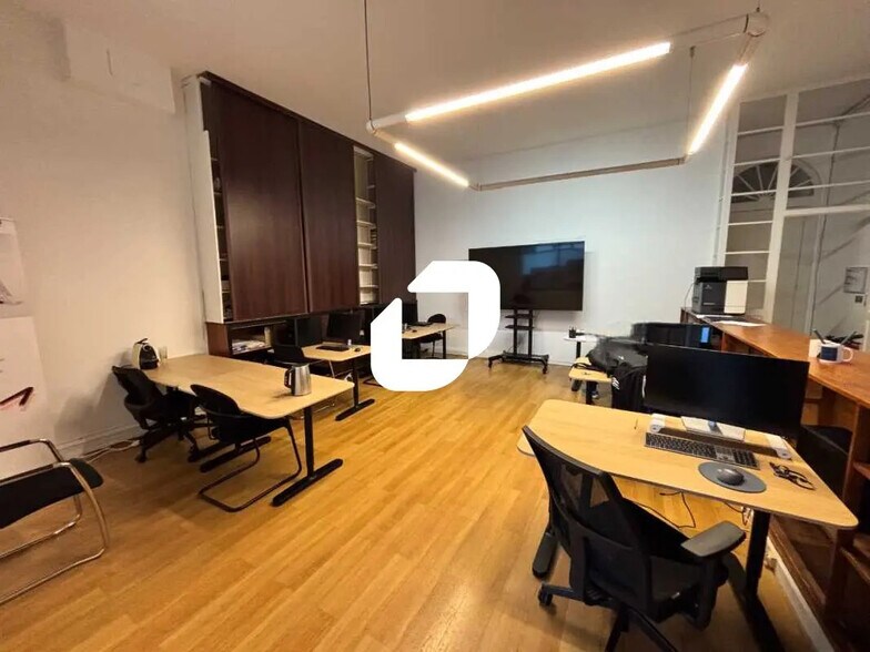 Bureau dans Bordeaux à louer - Photo de l’immeuble – Image 3 sur 10