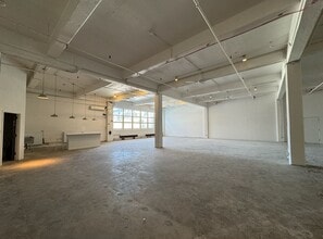 141 Flushing Ave, Brooklyn, NY à louer Photo intérieure– Image 1 sur 2