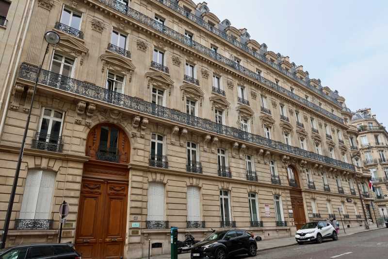 Bureau dans Paris à louer Photo de l’immeuble– Image 1 sur 7