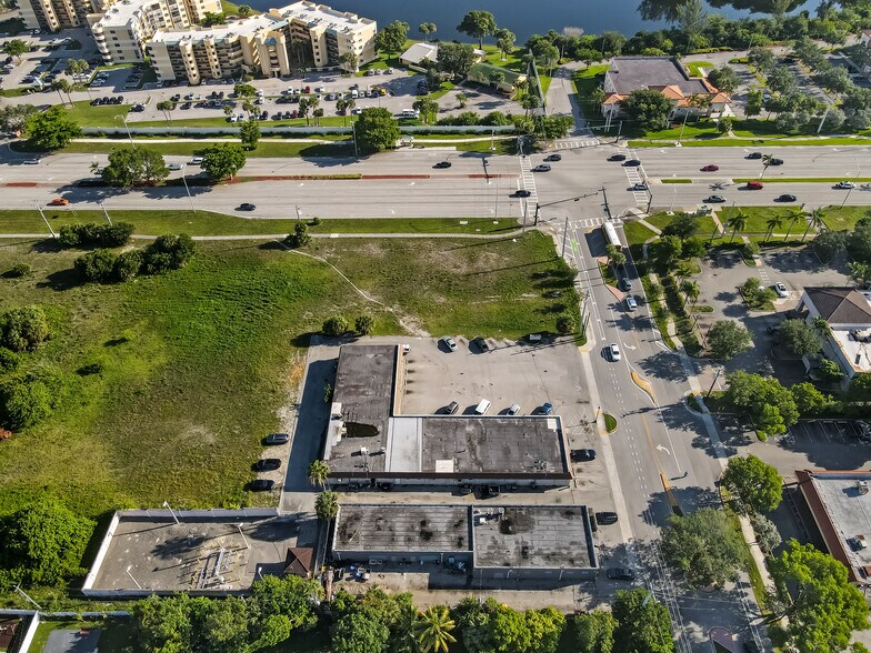 3071 NW 64th Ave, Sunrise, FL à vendre - Photo de l’immeuble – Image 2 sur 47