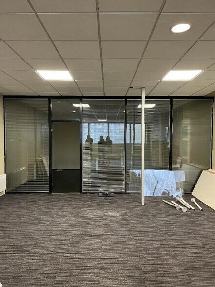 Bureau dans Bihorel à vendre - Photo intérieure – Image 1 sur 5