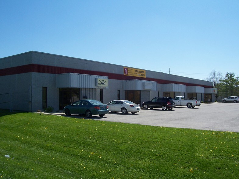 2502-2520 Roosevelt Ave, Indianapolis, IN à louer - Photo principale – Image 1 sur 4