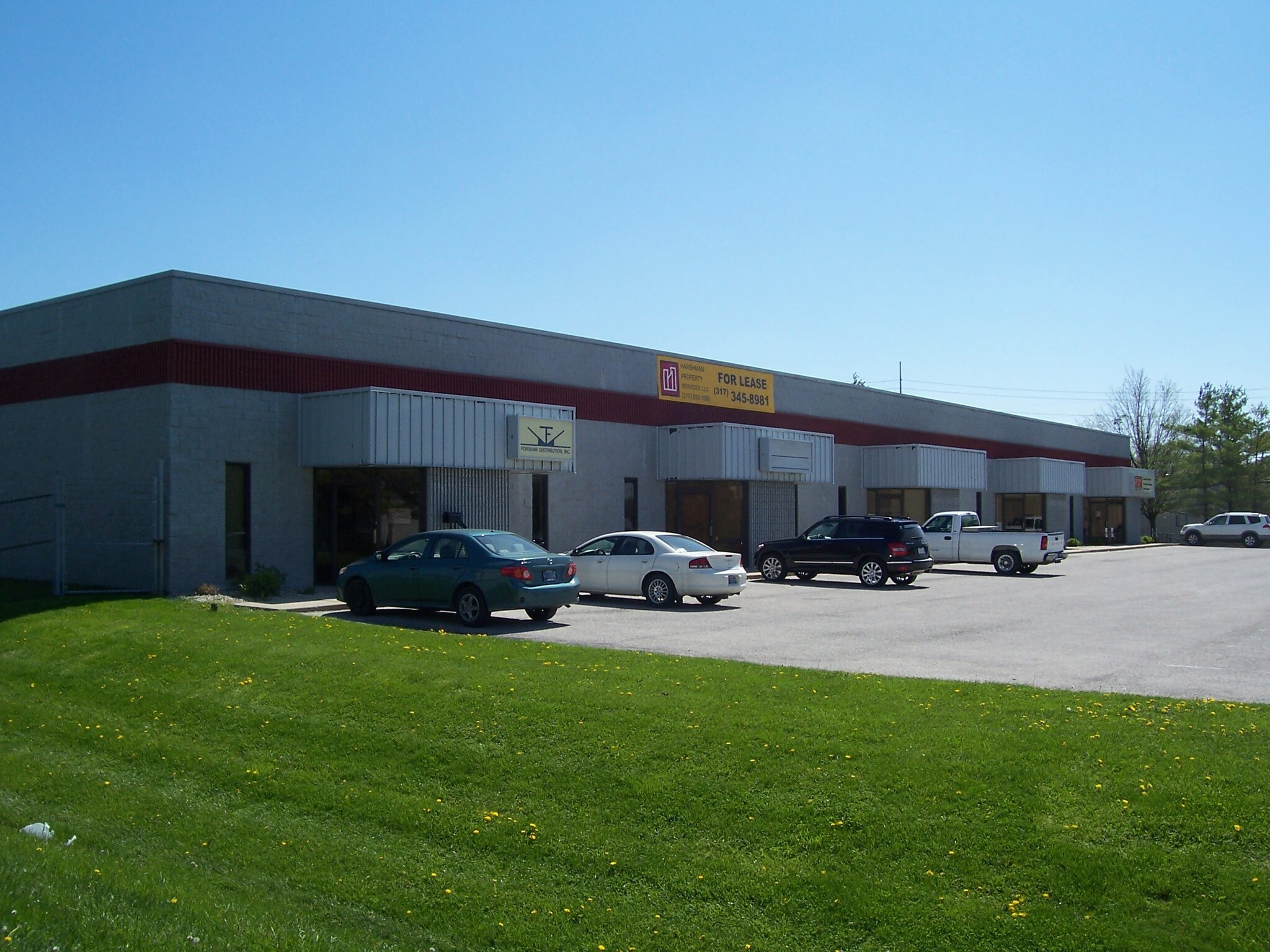 2502-2520 Roosevelt Ave, Indianapolis, IN à louer Photo principale– Image 1 sur 5