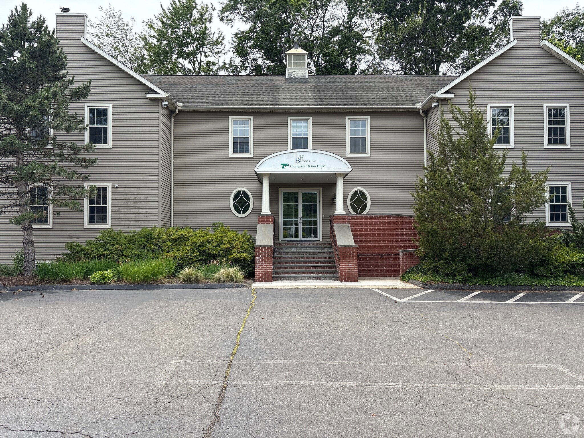 1406 Whalley Ave, New Haven, CT à vendre Photo principale– Image 1 sur 2