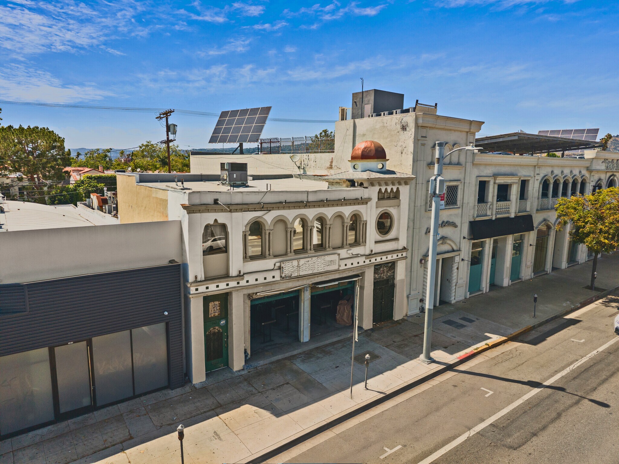 141-143 N La Brea Ave, Los Angeles, CA à vendre Photo de l’immeuble– Image 1 sur 32
