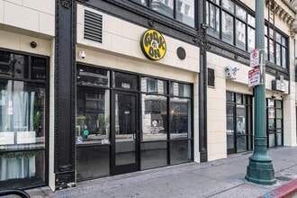 212 W 5th St, Los Angeles, CA à louer Photo intérieure– Image 2 sur 15